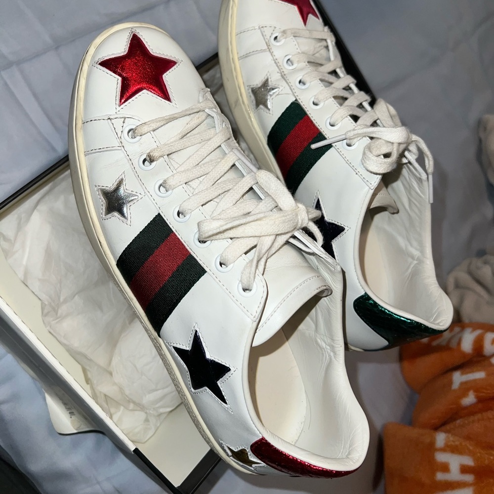 Authentic women Gucci sneakers